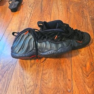Nike Foamposite size 7.5